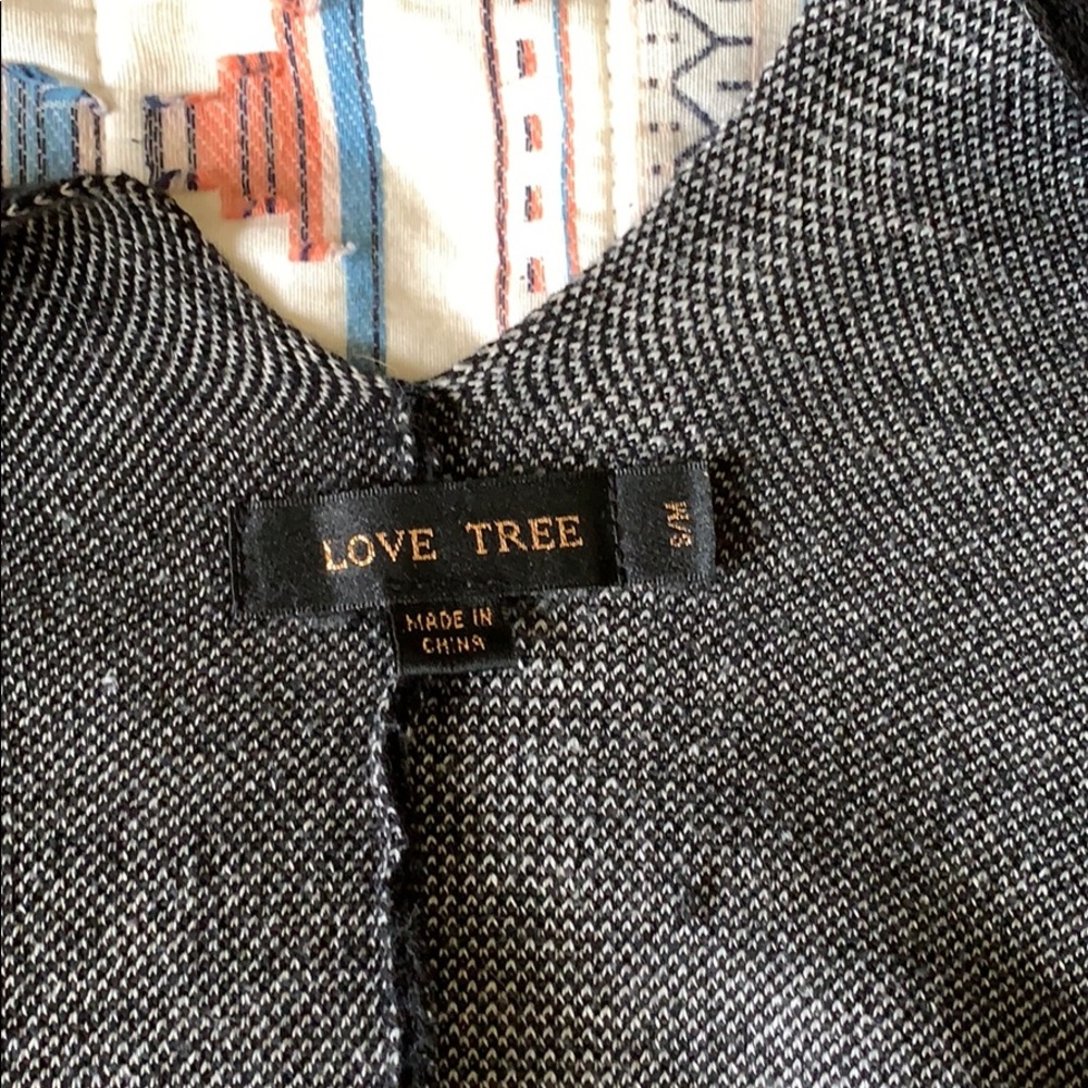 Aztec Shrug - Picture 3 of 4